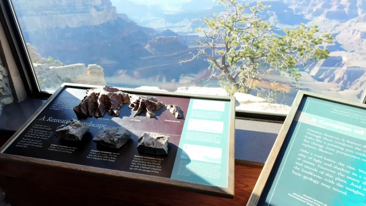 Yavapai Point et son musée de géologie au Grand Canyon